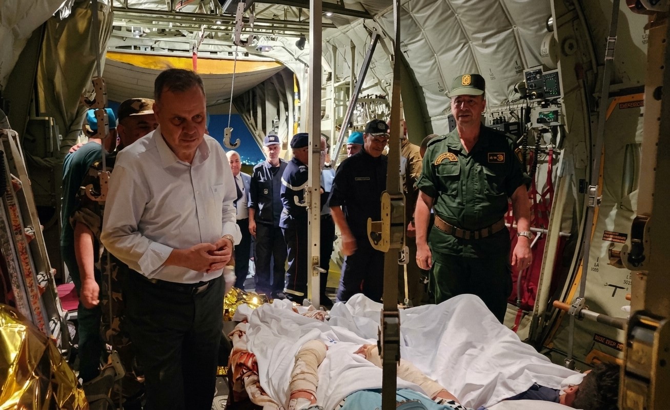 Oran Hospital Receives 14 Burn Patients Via Military Flight