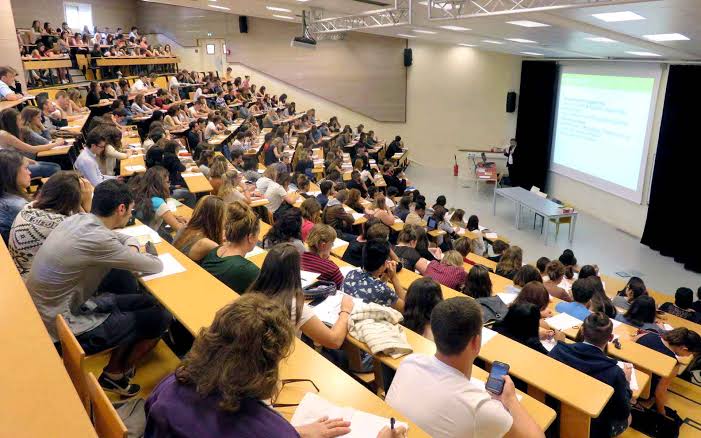 Chadian Baccalaureate Holders Secure 450 Algerian University Places
