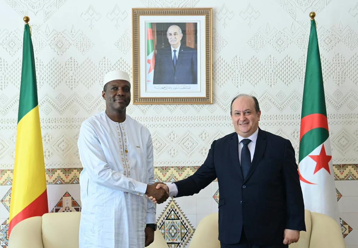 Algiers, Bamako Focus on Regional Security and Economic Ties