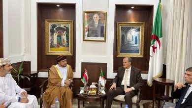Minister Rezig Meets Oman Envoy on Economic Cooperation