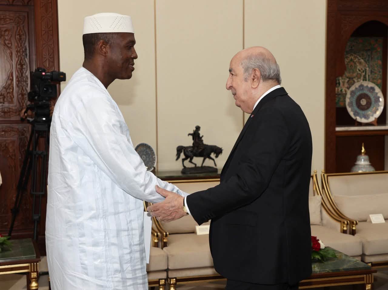 Malian Premier Maïga Meets President Tebboune for Enhanced Cooperation