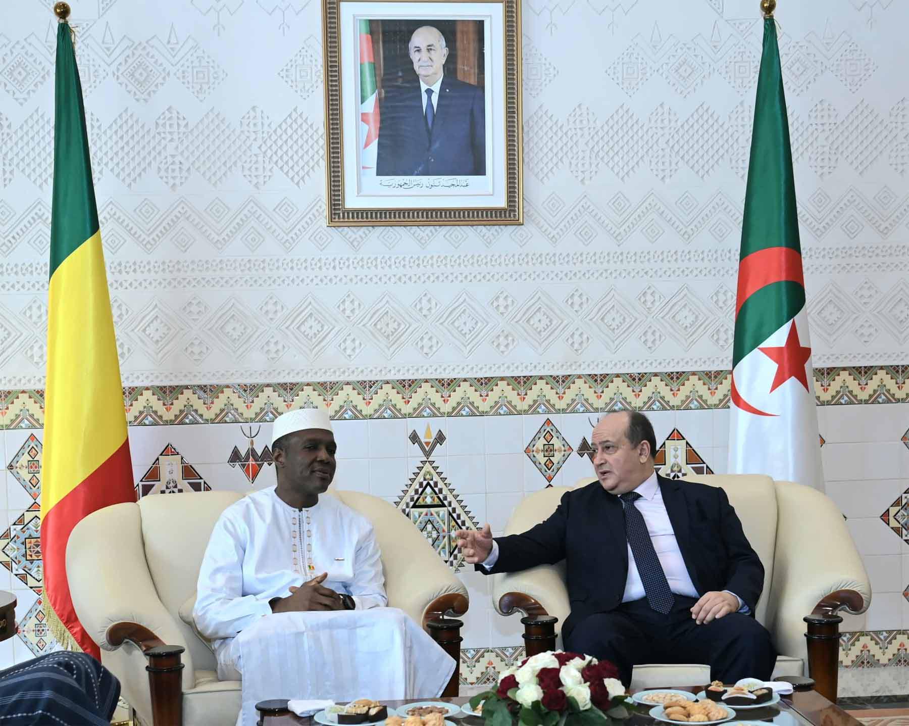 Malian Prime Minister and Tebboune Pledge Sahel Peace, Free from Terrorism