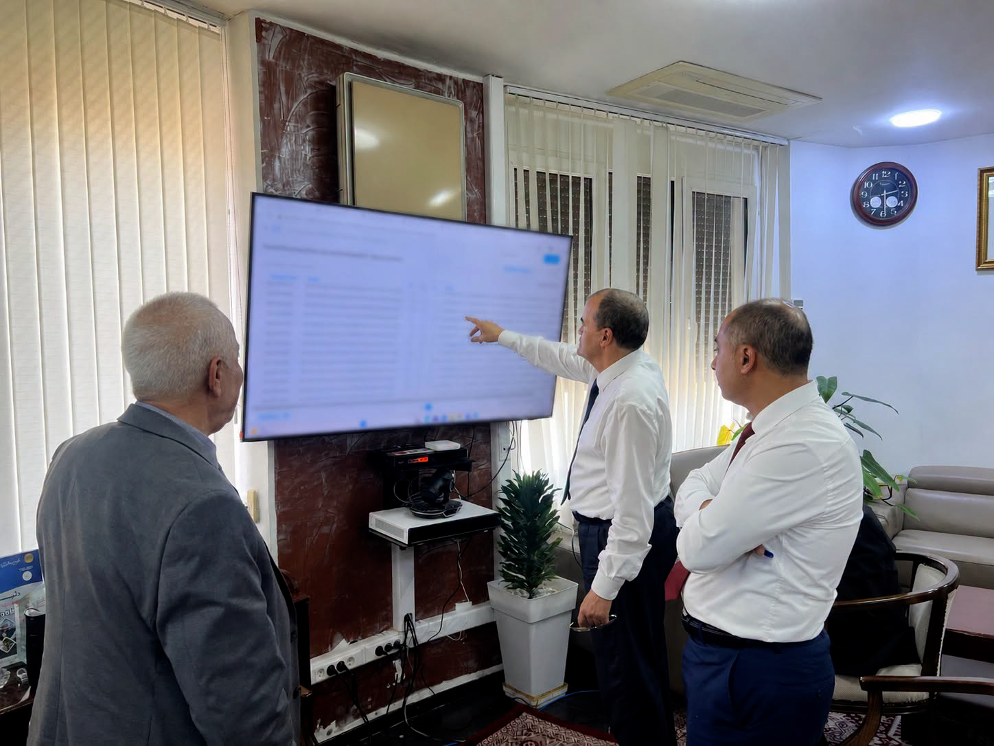 Foreign Trade Minister Rezig Inspects Digital Platforms