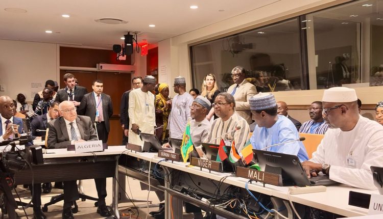 Attaf Holds Extensive Bilateral Talks at UN General Assembly