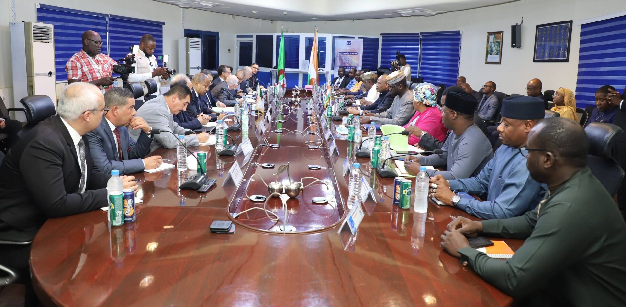 Minister Arkab Discusses Trans-Saharan Gas Pipeline Studies with Niger