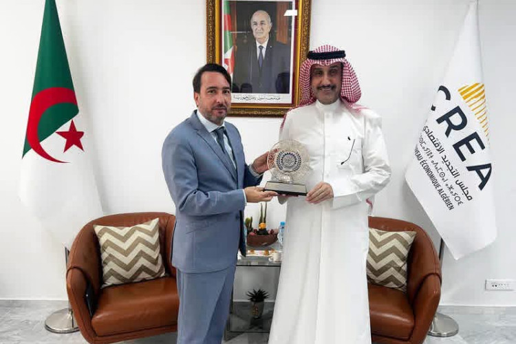 Arab Labour Organization Meets CREA for Economic Talks