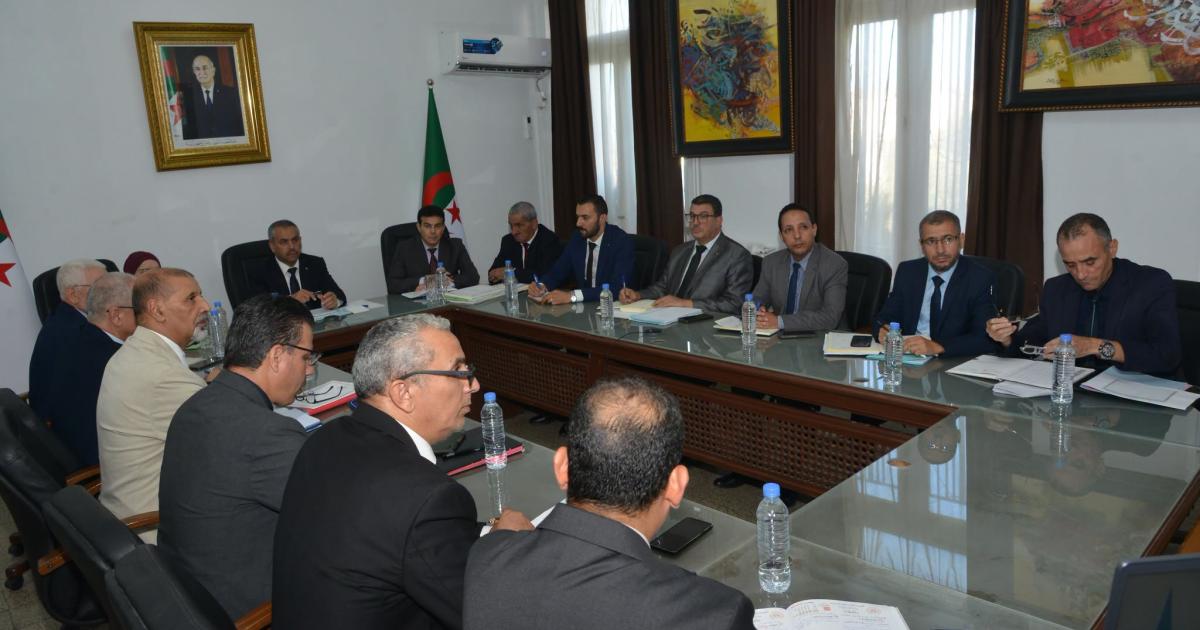 Minister Chairs Meeting on Student Health and School Stability