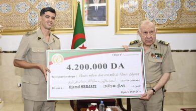 PNA Chief of Staff Recognizes World Champion Runner Djamel Sedjati