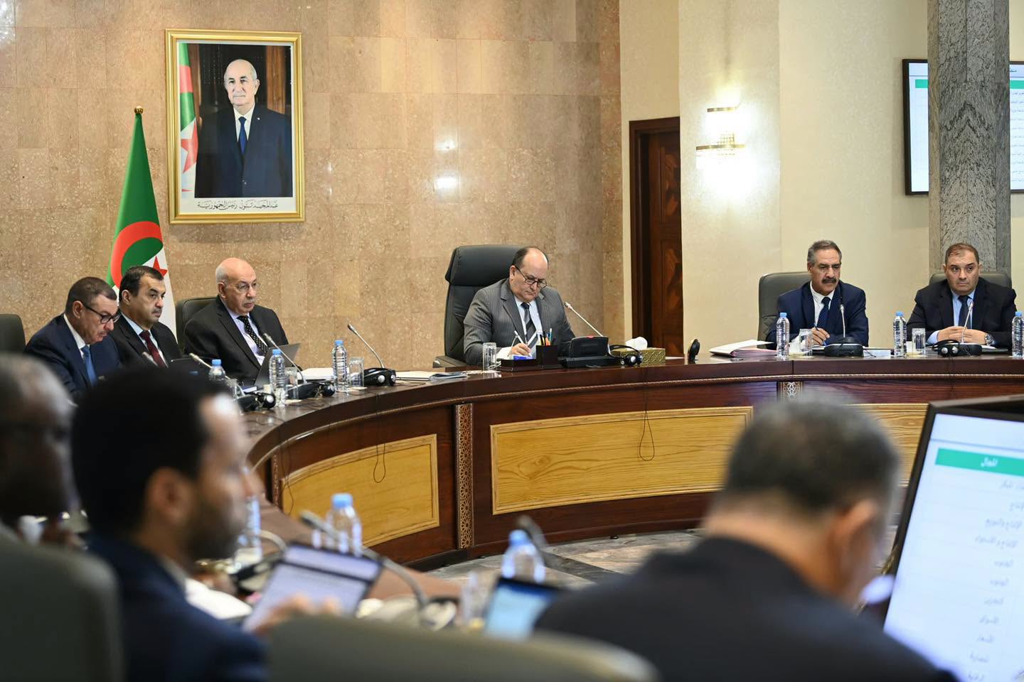 Prime Minister Ghrib Oversees Railway, Water Security Projects