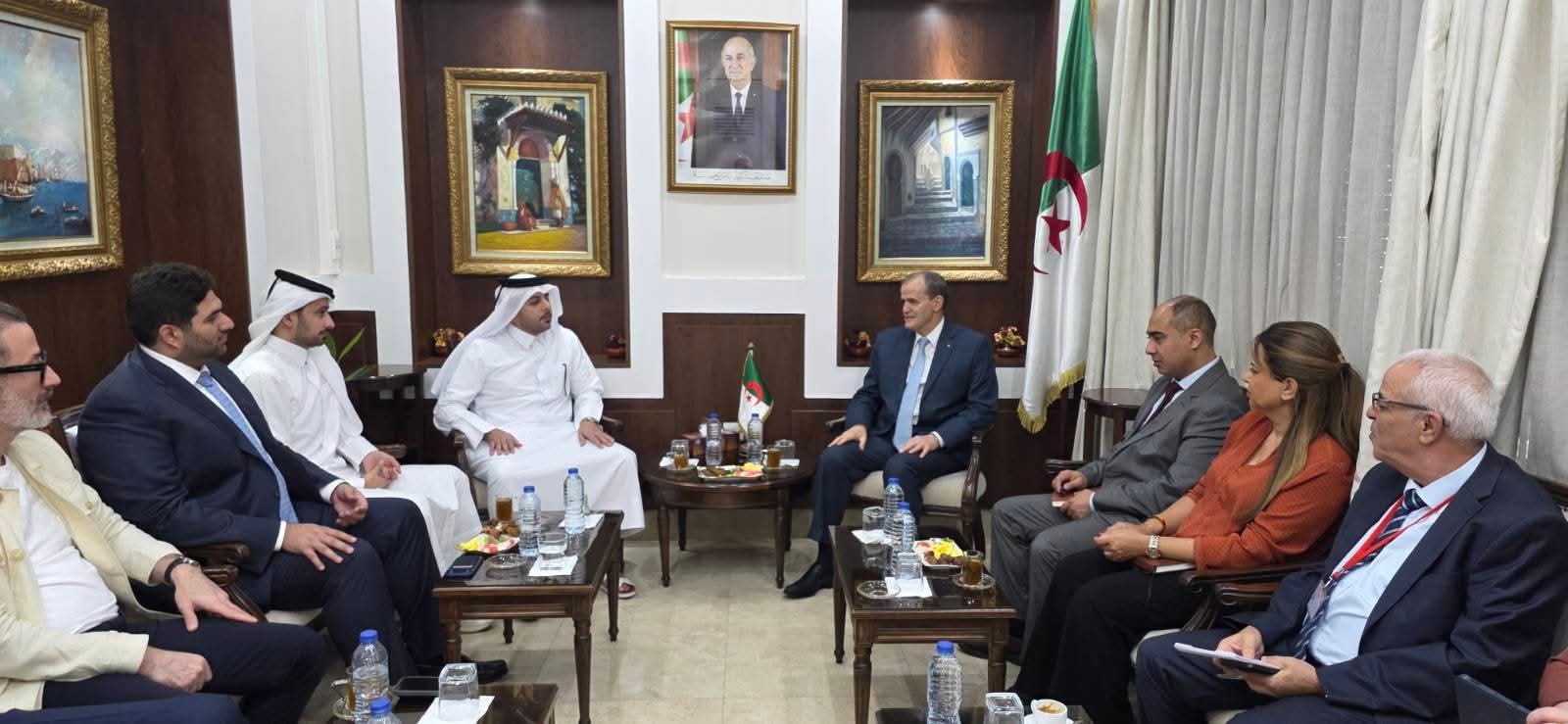 Minister Rezig Hosts Qatari Business Delegation for Trade Talks