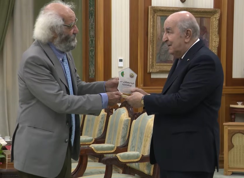 President Tebboune Honors FLN Football Veterans for Revolution Role