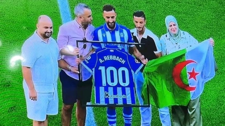 Alavés Star Rabah Proudly Flies Algerian Flag at Milestone