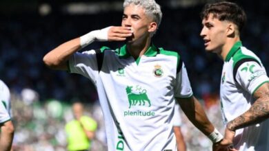 Anthar Yahia Contacts Mohamed Azzi for National Team