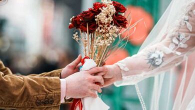 Hundreds Organize Princely Wedding for Blida Woman