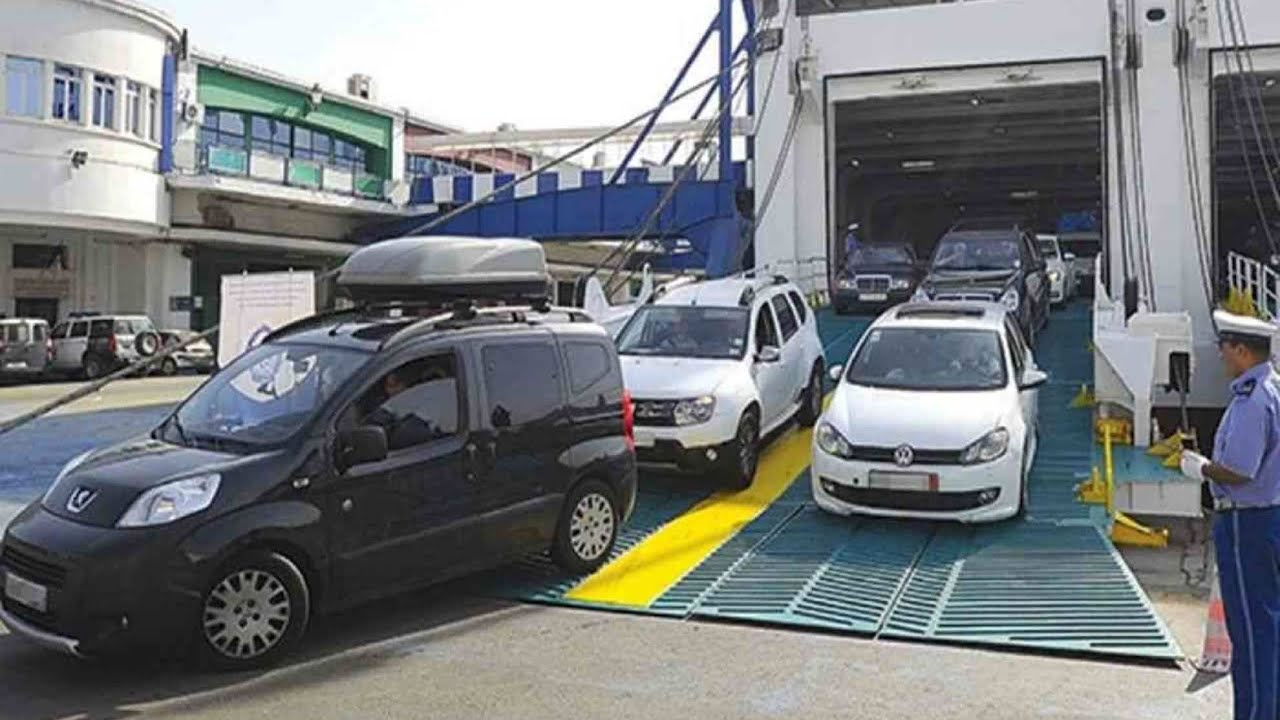 Returning Algerians, Diplomats to Benefit from Import Revisions