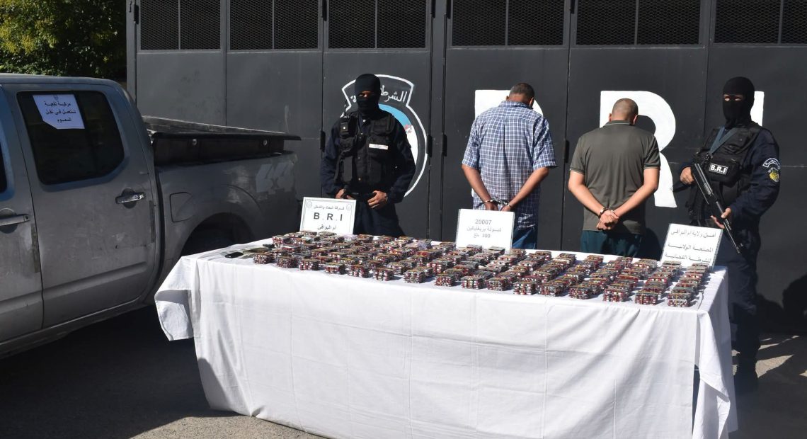 Oum El Bouaghi Forces Dismantle Criminal Network, Seize 20,000 Psychotropics