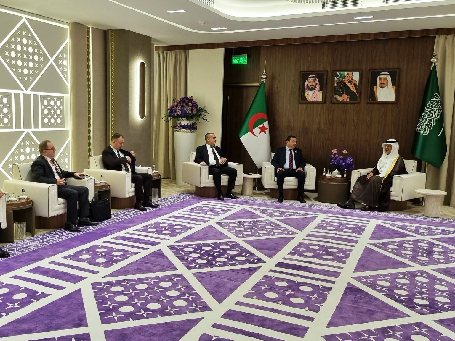 Riyadh Meeting Explores Algeria-Saudi Energy Sector Growth